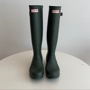 HUNTER rain boots
